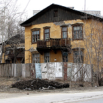 Власти РФ не успевают переселять жителей из аварийного жилья